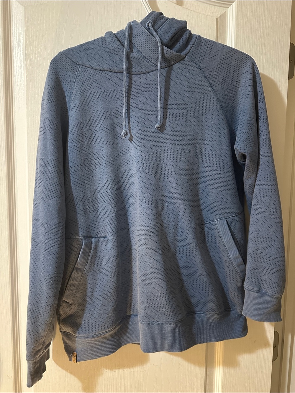 Women’s Tentree Hooded Pullover Sweatshirt